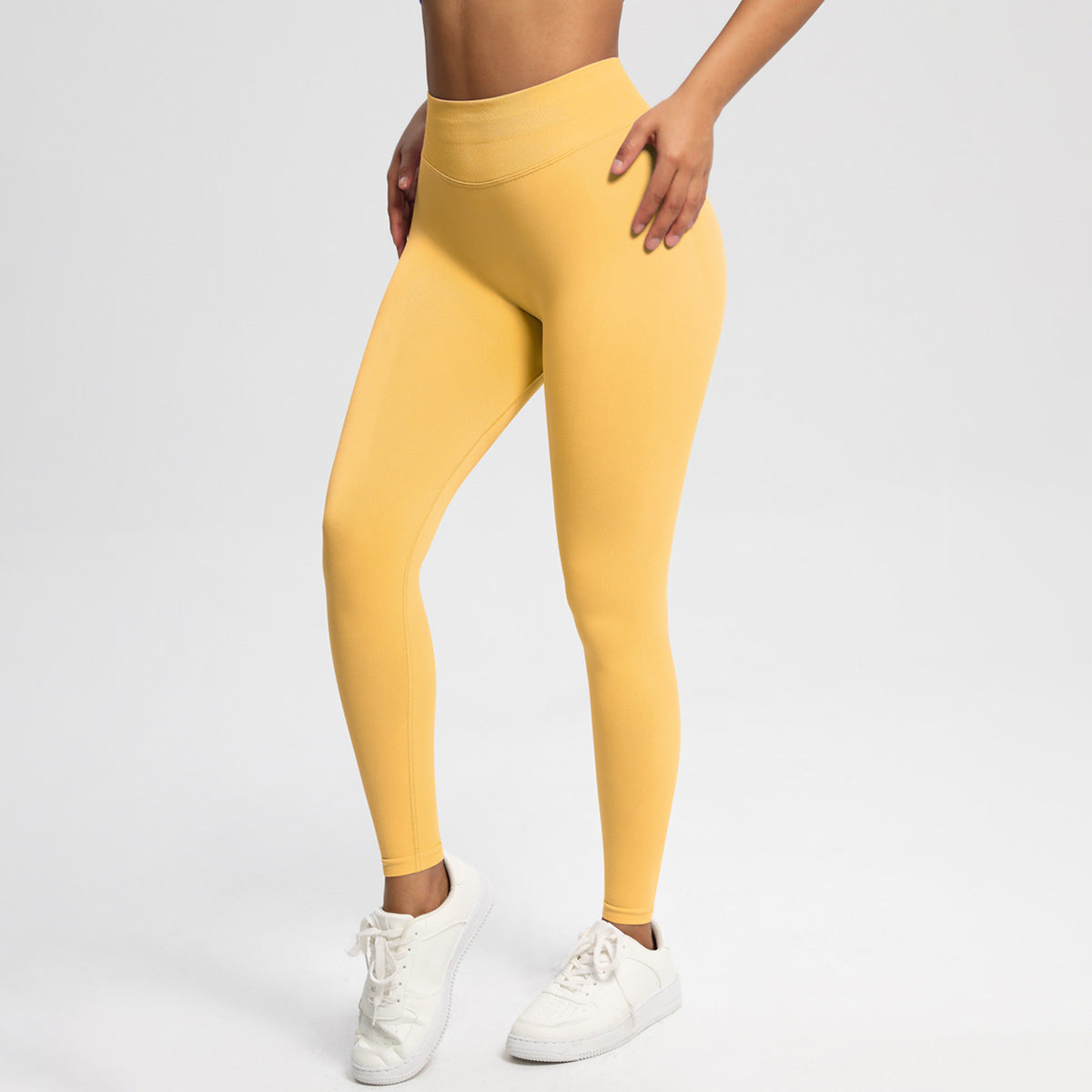 Velera Women's Pump Mid Rise Seamless Leggings - Mocha