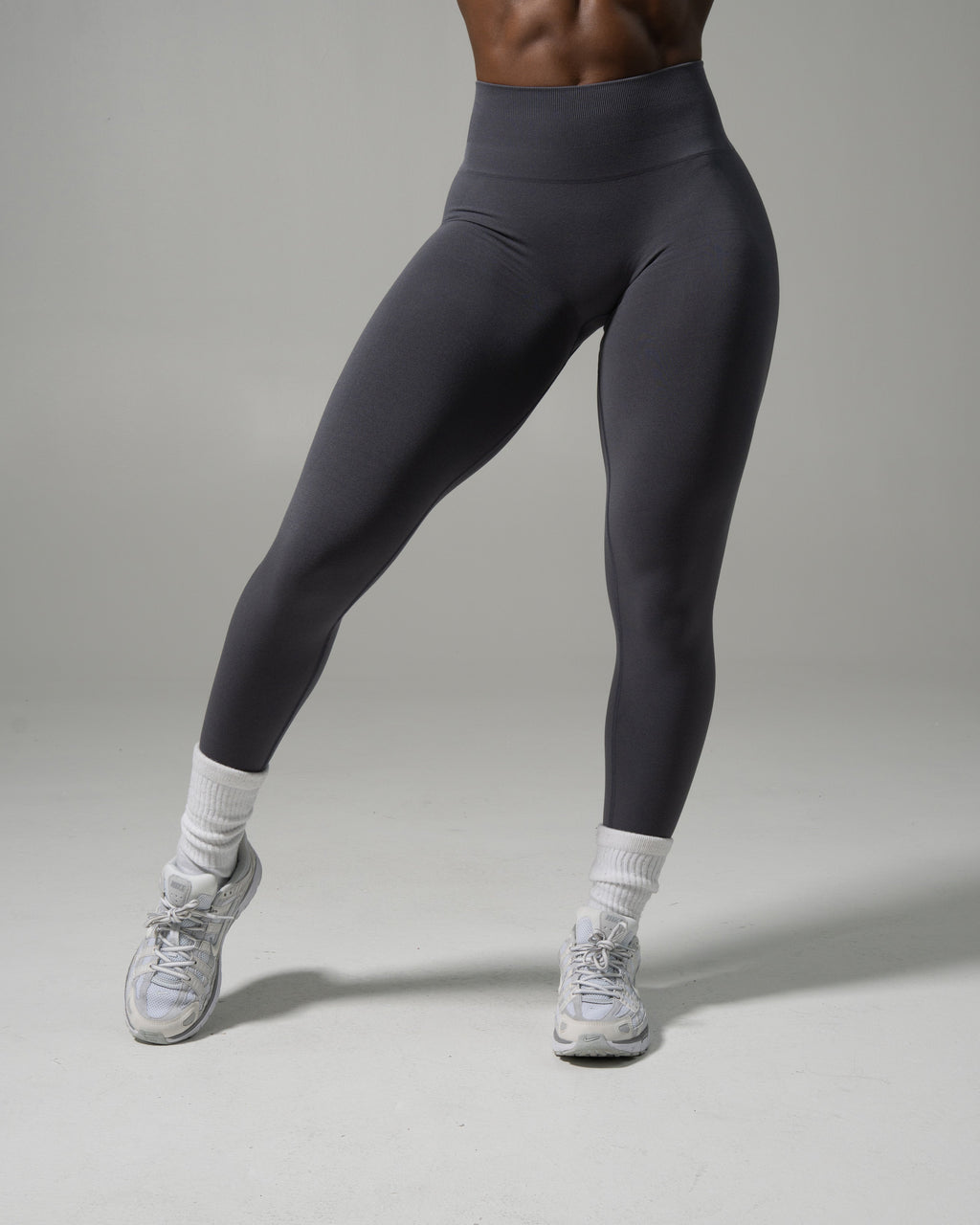 Velera Women's Pump Mid Rise Seamless Leggings - Thunderstorm women's workout leggings back view